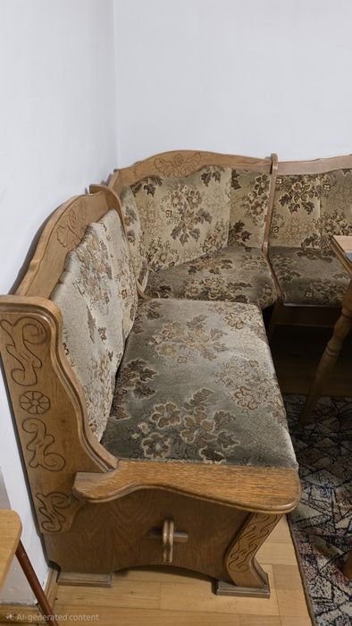 Coltar bucatarie si 2 scaune folosite