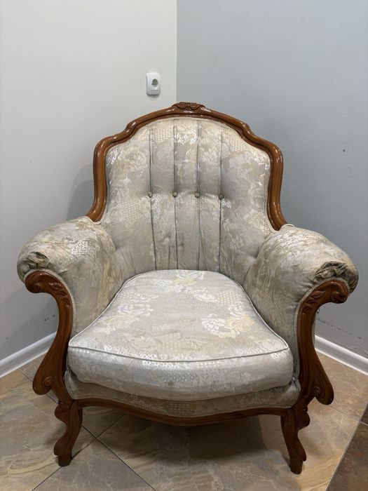 Антикварен диван + 3 кресла – масивно дърво