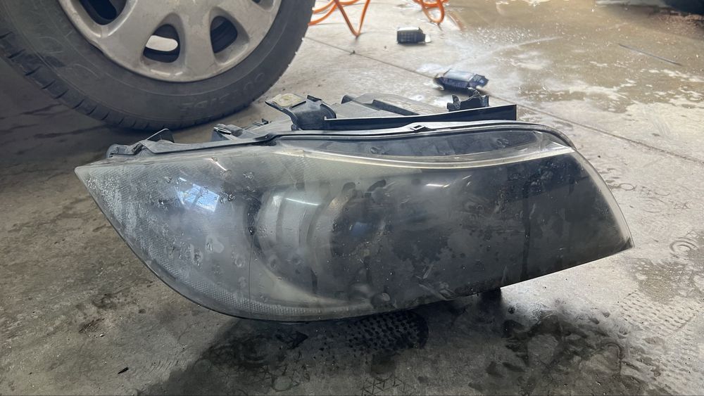 Фарове BMW e90 2005