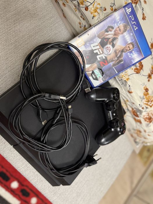 Ps 4 de vanzare 1TB e in stare perfecta