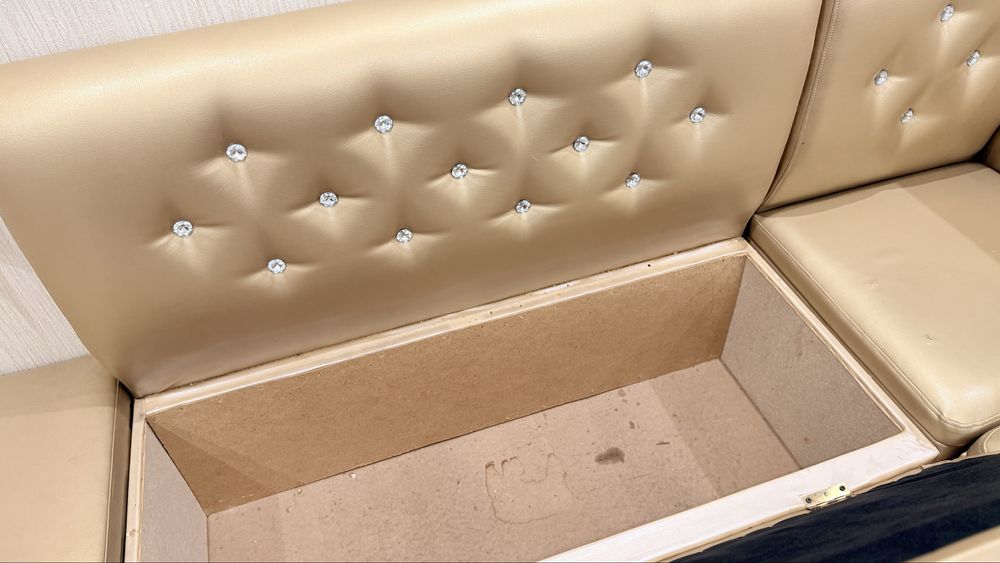 Кухонный диван угловой