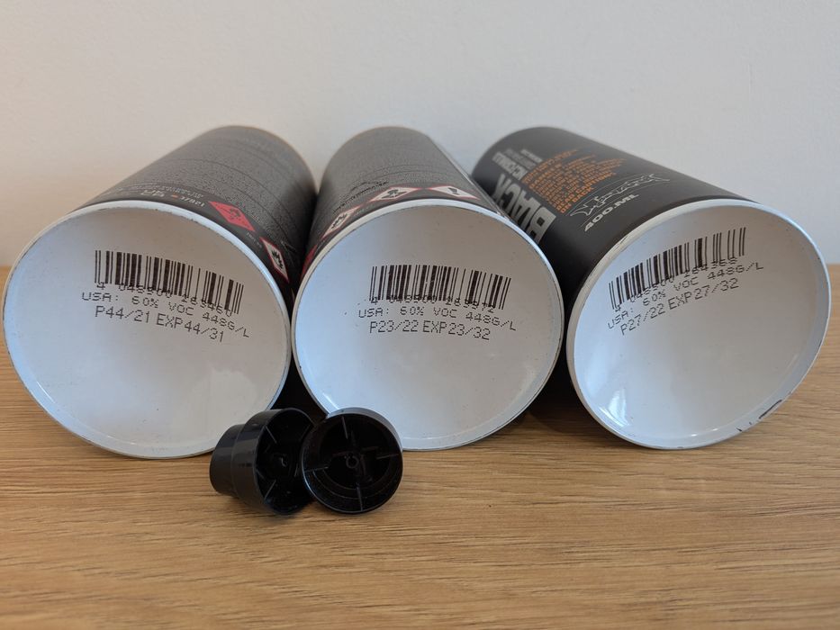 Spray paint Montana BLACK - plin 100% 3 bucăți vopsea