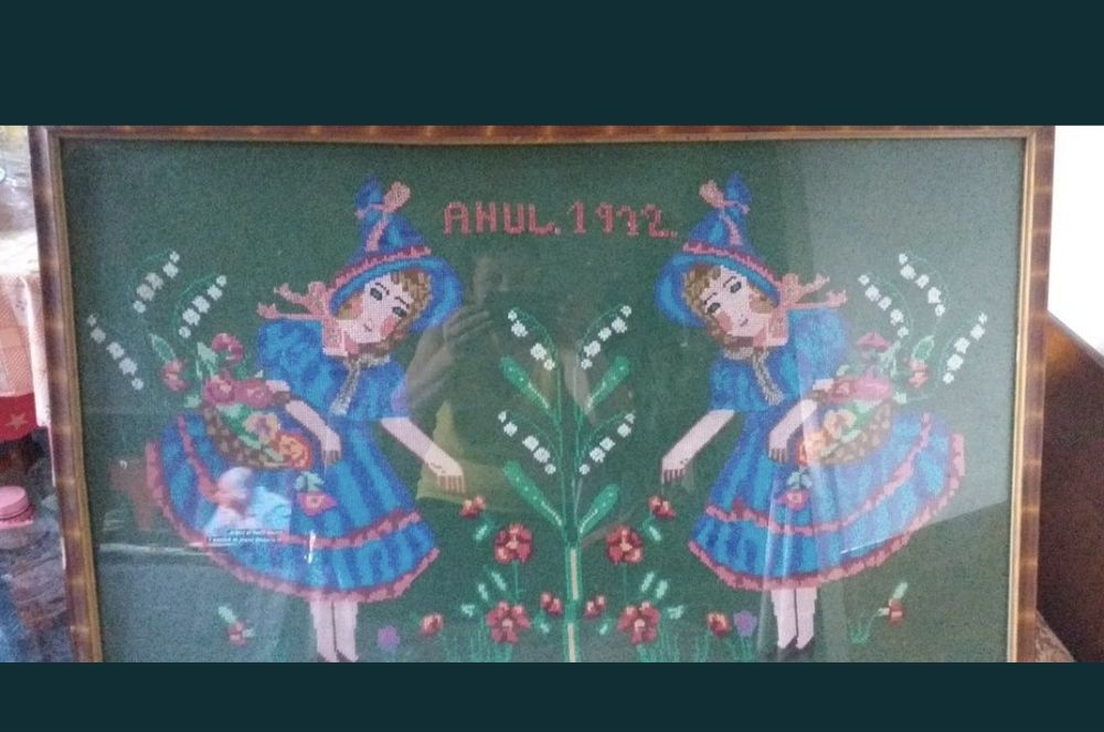 Tablouri cusute manual