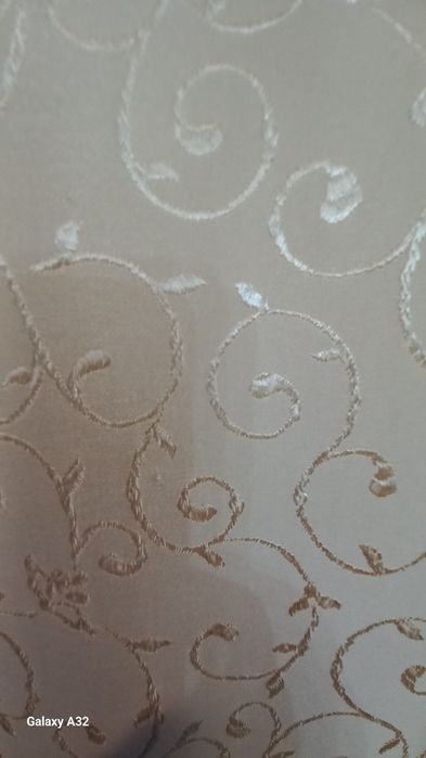 Продам шторы  в отличном состоянии