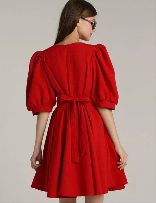 Платье нарядное праздничное