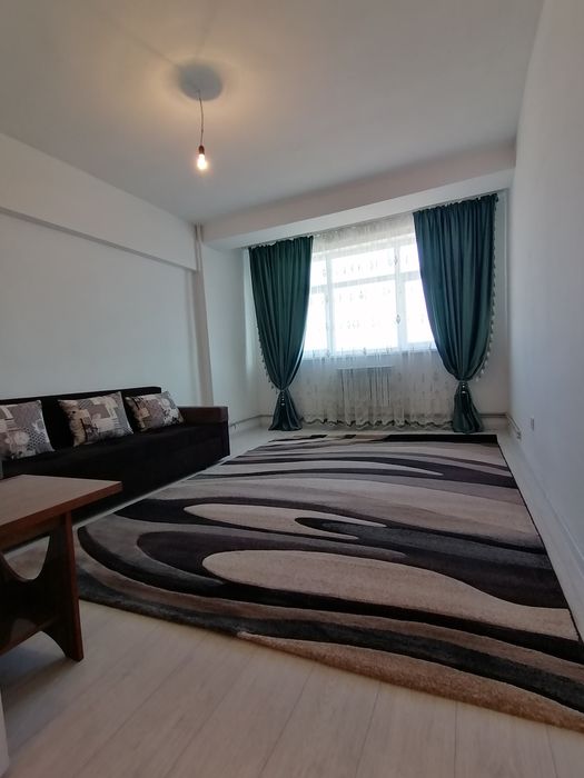 Сдаётся 2 х ком квартира в 15 м мкр .