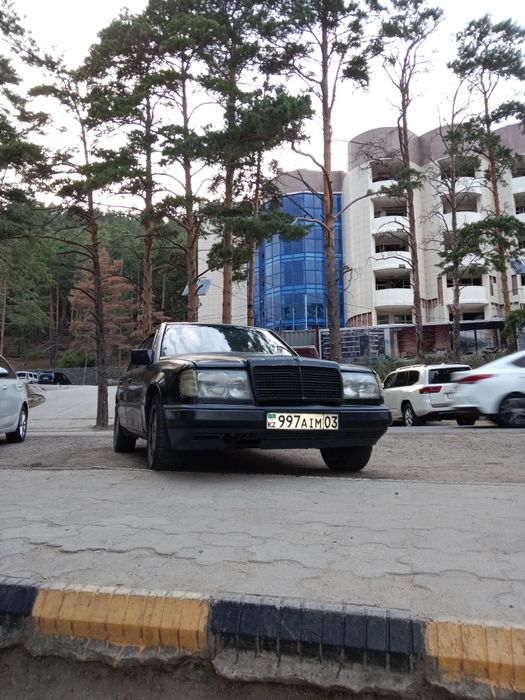 Продам Мерседес 124