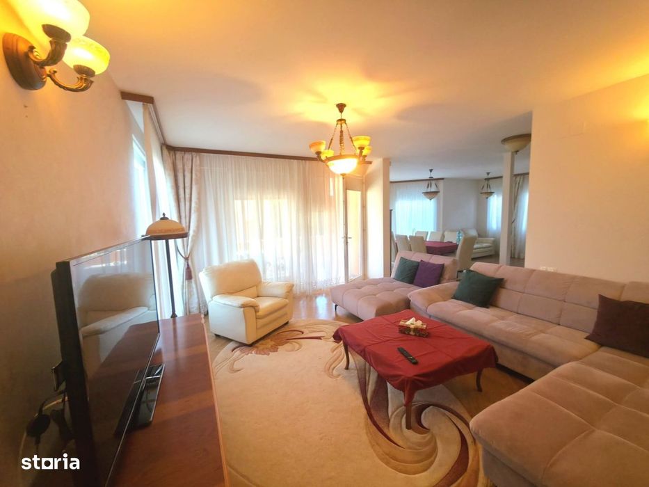 Casa superba, orizont-Livezeni, 920 mp teren