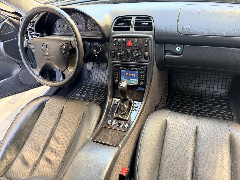 Mercedes-Benz CLK 200 Avantgarde 2.0 Benzina