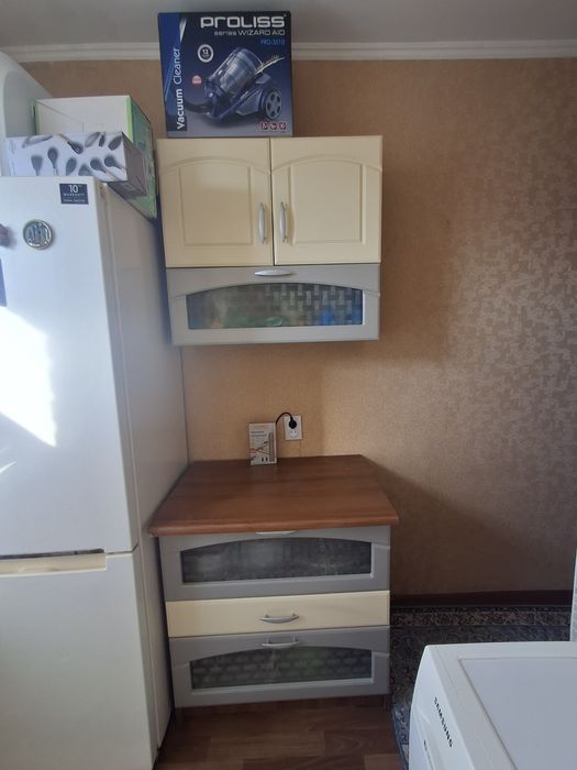 Продаётся кухонный гарнитур.