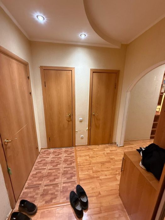 Продам 2 комн. квартиру