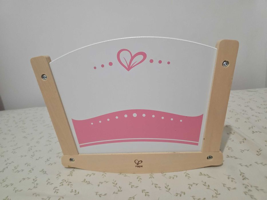 НОВА дървена кошара за кукли Hape