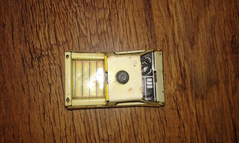 Метална детска играчка