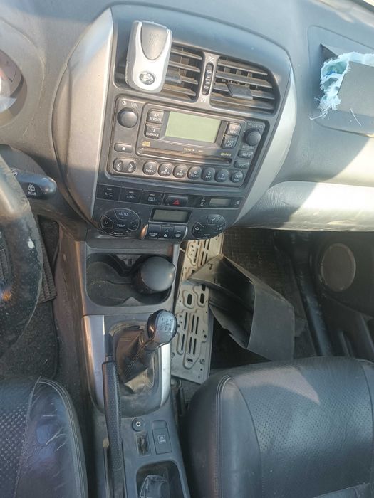 Тойота рав 4 / Toyota rav 4 2.0D4D 2005г.  - на части