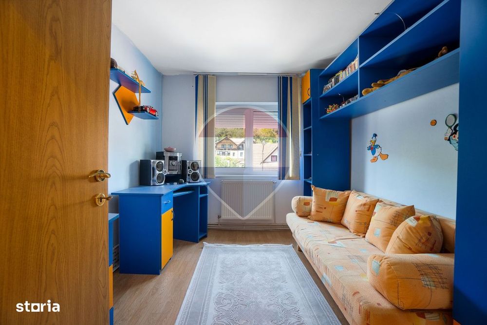 0% Comision | Apartament 3 camere decomandat | Zărnești |