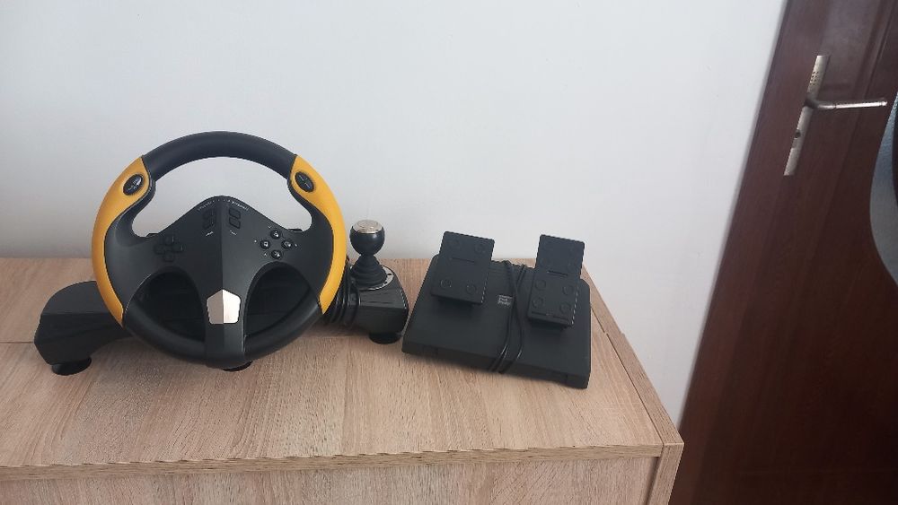 Volan gaming myria mg7400