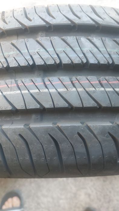 Нови гуми 225/55/17 C Uniroyal Rain Max 4 броя