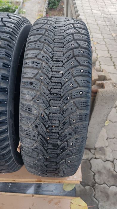 Продам зимние шины