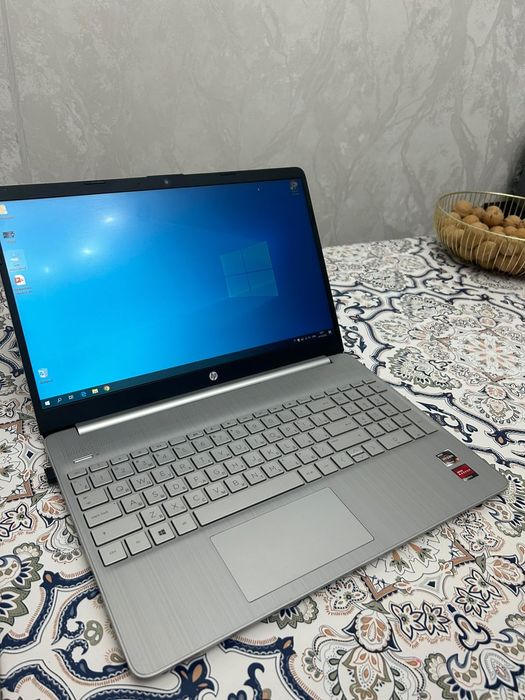 Продаю ноутбук HP 15s-eq2023ur