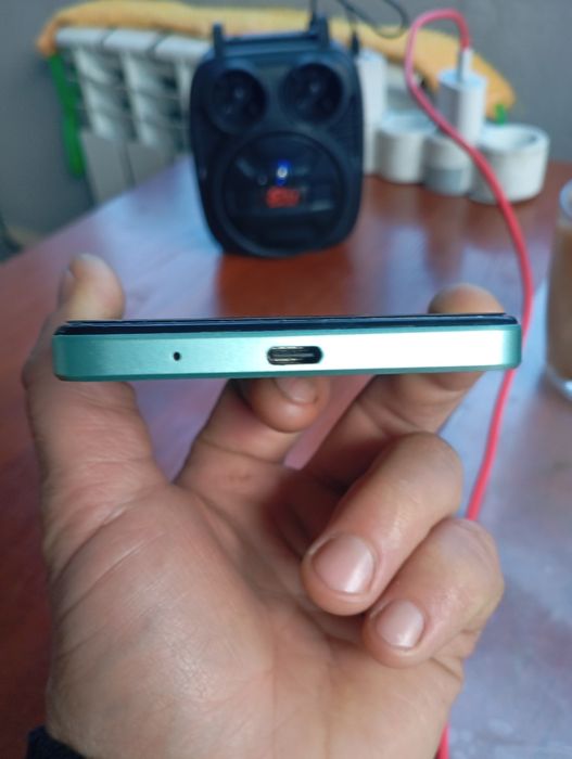 Продам телефон редми