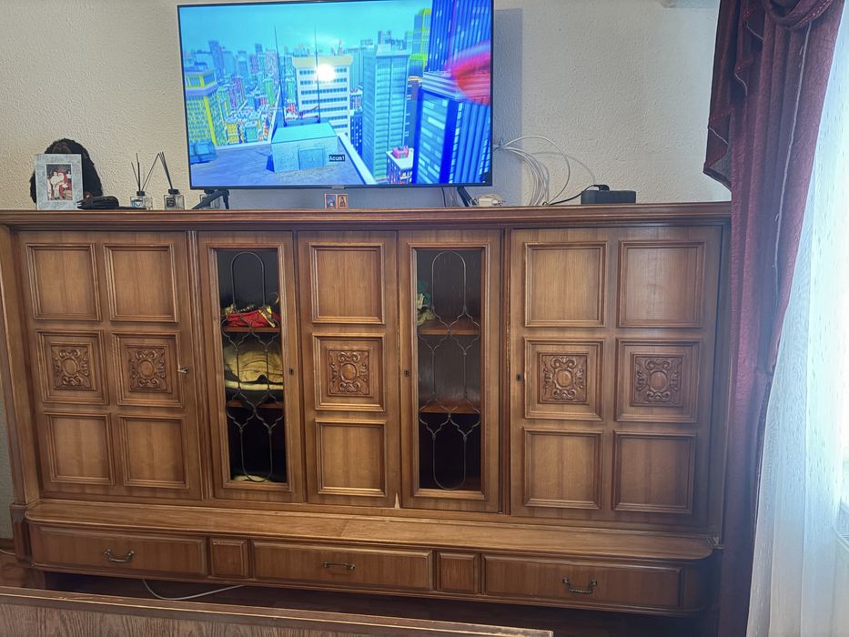 Mobila veche model deosebit