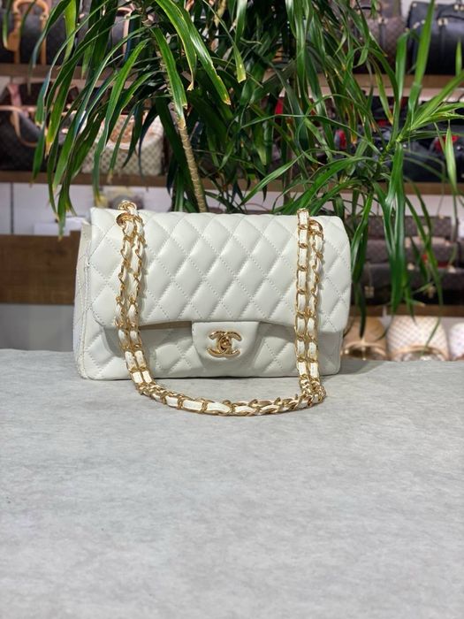 Geanta Chanel noua !!! Dimensiuni 26/18 !!!