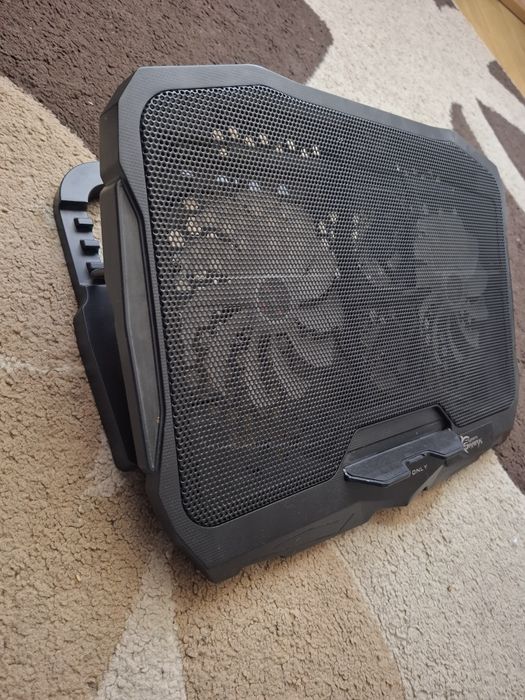 Vand cooler laptop White Shark Ice Warrior