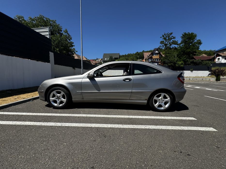 Mercedes C200 Kompresor benzina  cutie automata