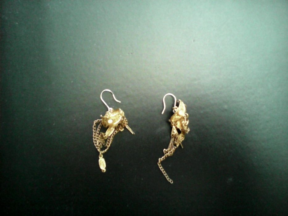 Страхотни Обеци