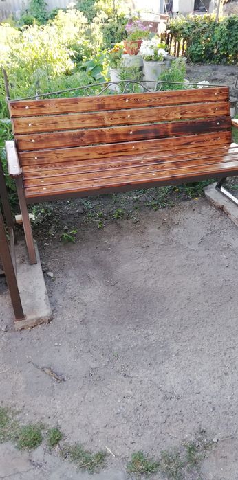 Продам скамейку садовую
