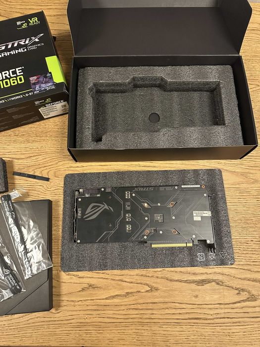 Видео карта Asus ROG STRIX GeForce GTX 1060-O6G-GAMING