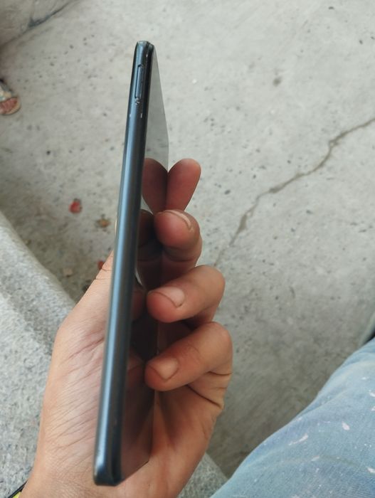 Redmi note11 holati ideal karobka dakement bor ochilmagan