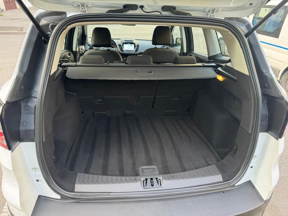 Ford Kuga 2017, 211000 km, primul proprietar