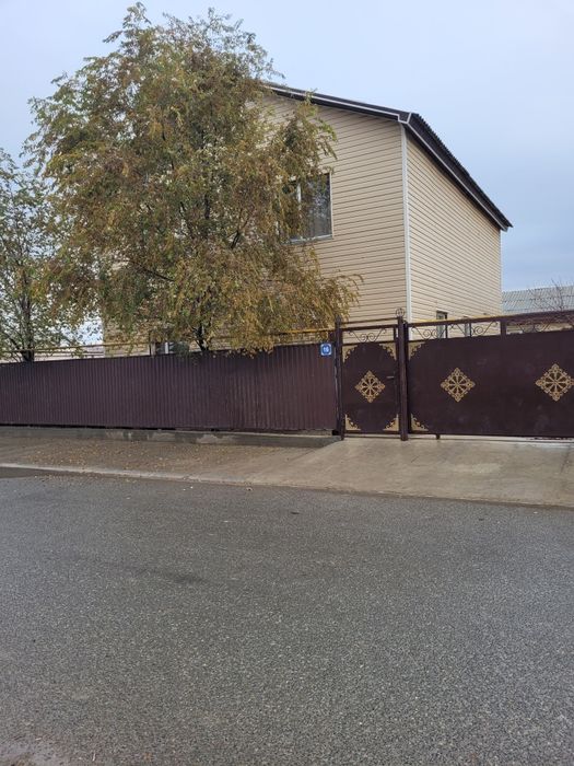 2этажды уй сатылады. 9*11.