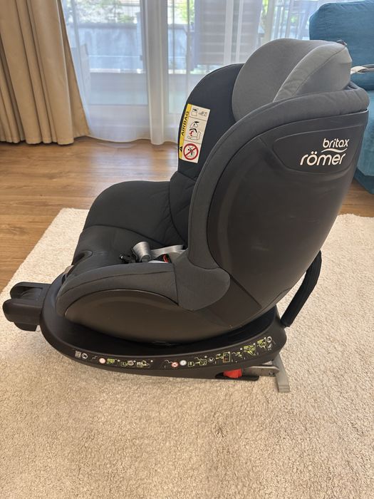 Детско столче за кола Britax Römer DUALFIX² R