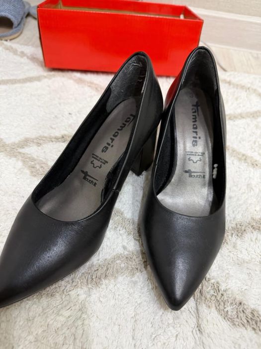 Продам женские вещи, сумки, туфли