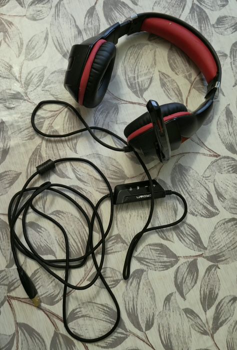 Продам Наушники Crown