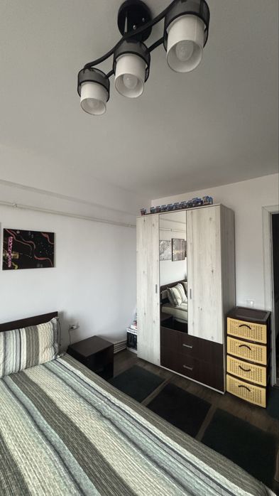 Garsoniera strada Brailei A8 etaj 2