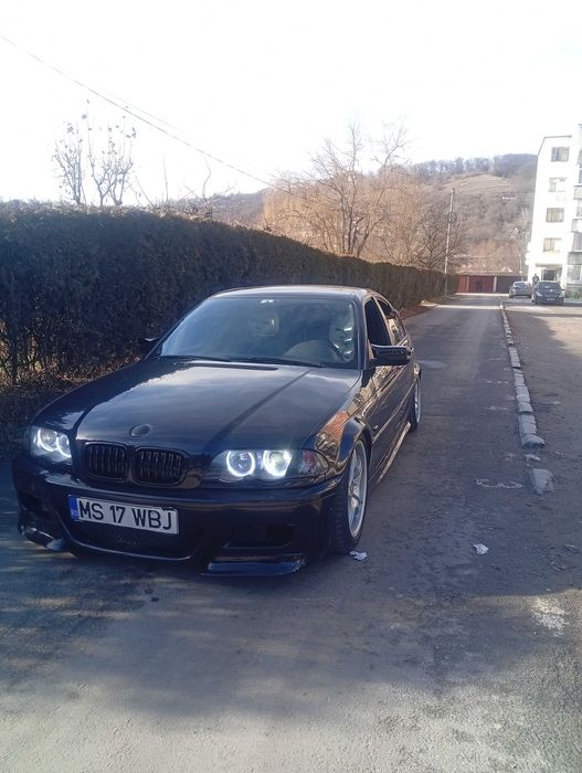 Vând BMW E46 325i
