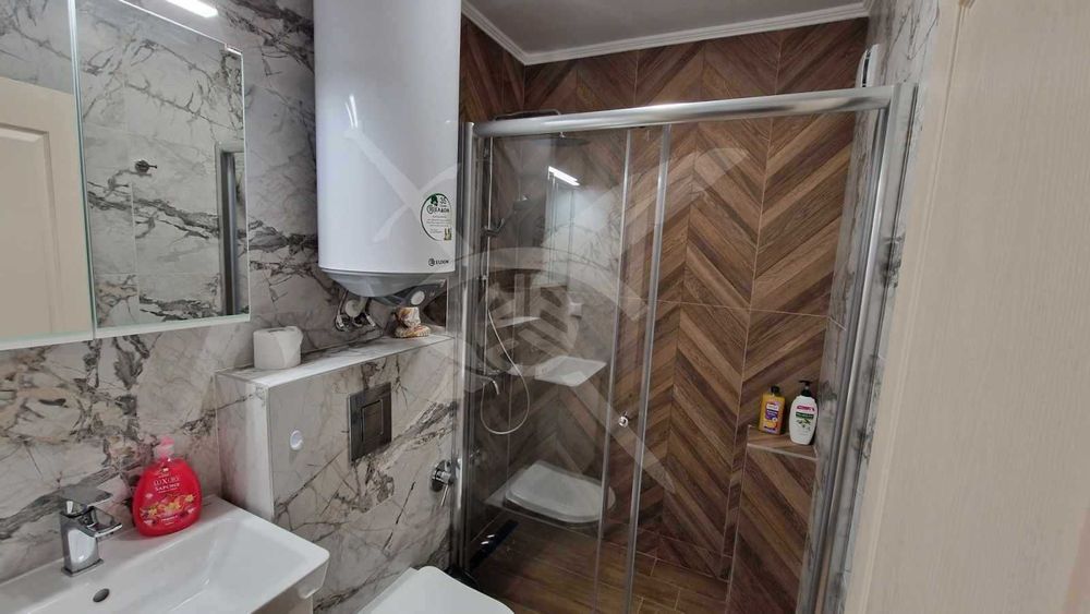 Дава се под наем Тристаен апартамент в Варна, ВИНС - 110 кв.м за 1146.99 € - Снимка #7