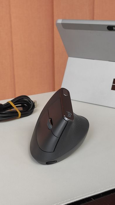Mouse Logitech MX Vertical Ergonomic + dongle Unify
