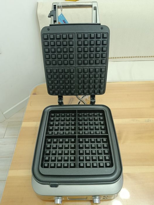 Вафельница Gastroback 4 деление