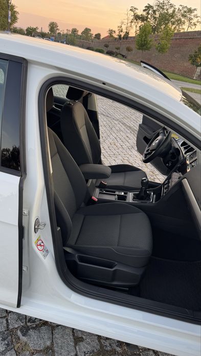 VOLKSWAGEN Golf 2018 — imagine 4