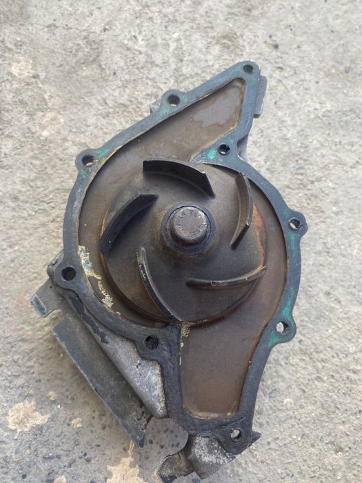 Помпы на ауди с мотором 2.6