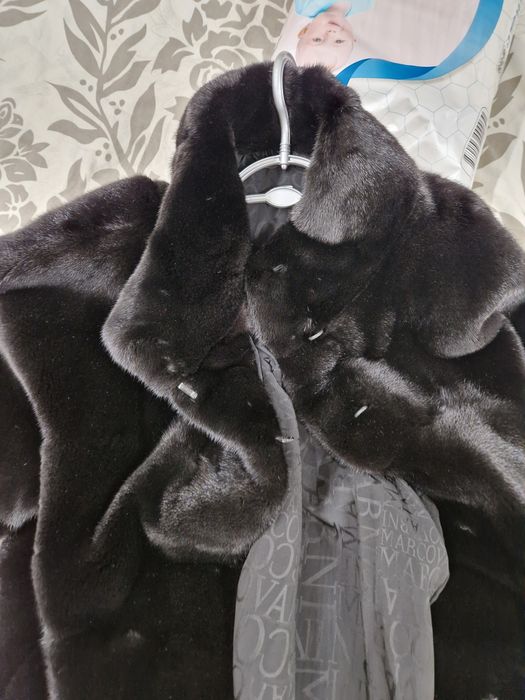 Продам шубу BLACK GLAMA норковую