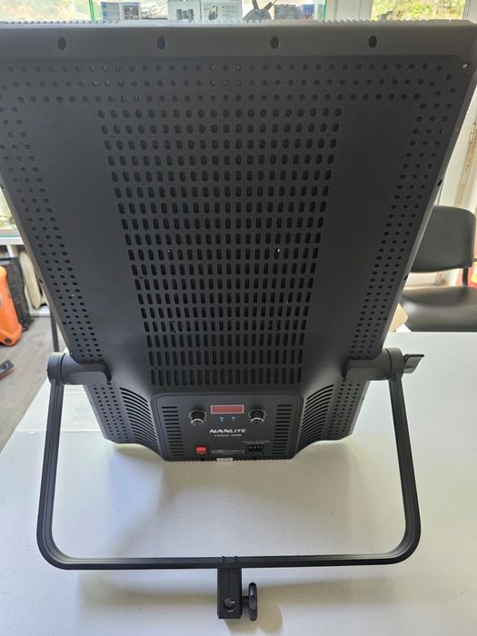 Диоден панел Nanlite Compac 200B 2 бр