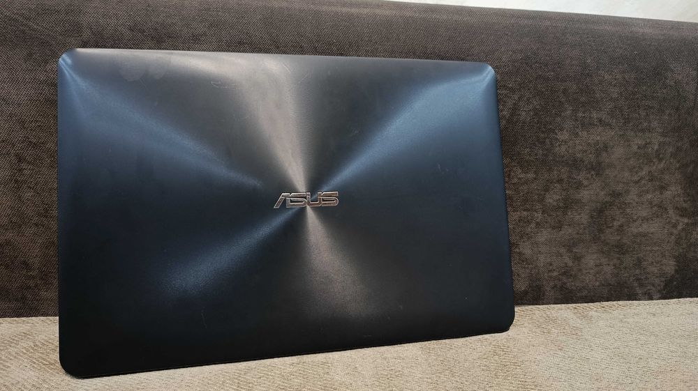 Продам ноутбук Asus