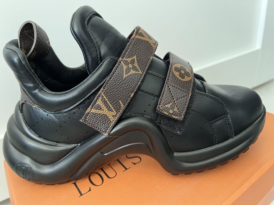 Продам макасины новые,заказывала с Алматы