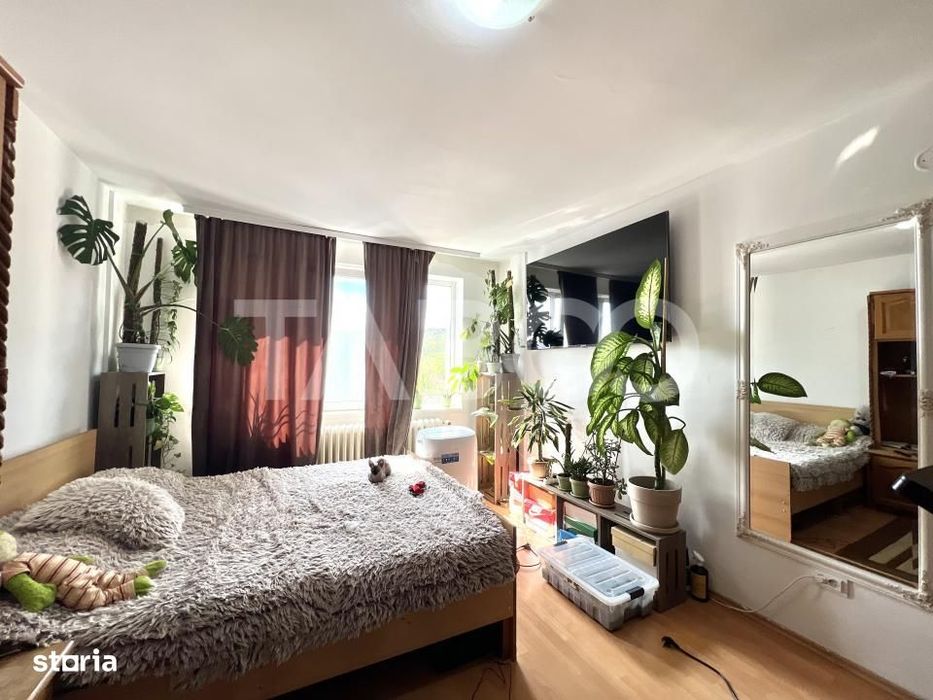 Apartament de vanzare cu 2 camere in Grigorescu bloc izolat cu lift