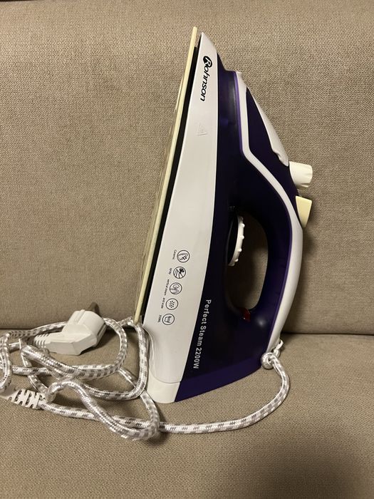 Fier de călcat 2200W